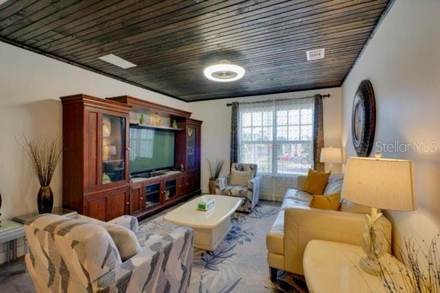 Photo - 209 W Olympia Ave