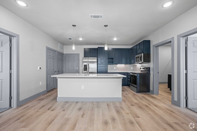 2BR, 2BA - 894SF B2