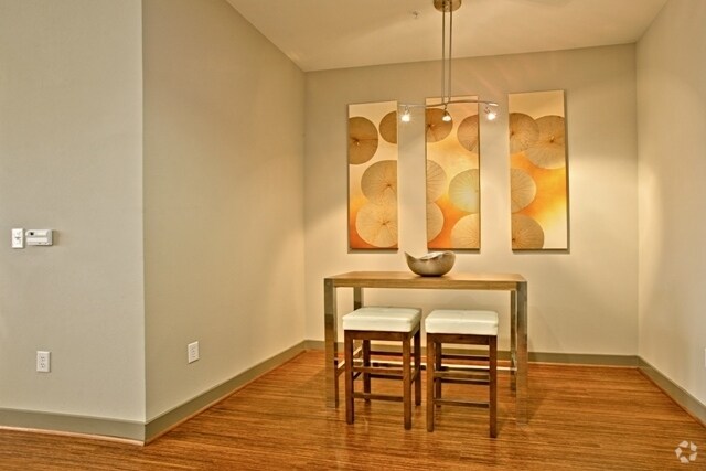 Dining Room - The Uptown