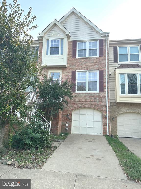 Photo - 8072 Hilliard Dr Townhome