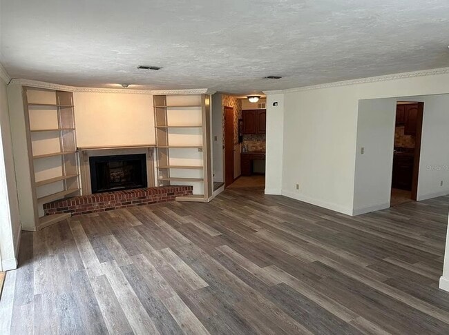 Photo - 2145 NE 45th Ave