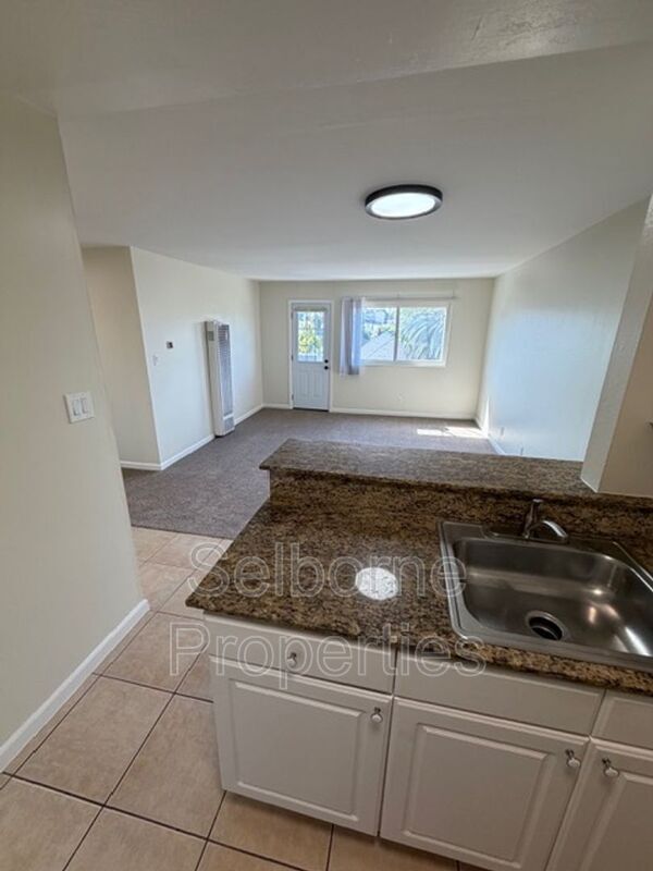 407 Fairmount Ave