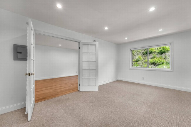 Photo - 2700 Cahuenga Blvd E Unit 4206