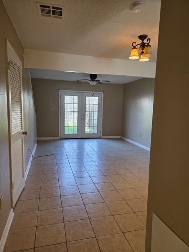 Photo - CHARMING CONDO READY FOR OCCUPANCY!