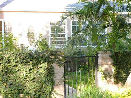 Photo - 14645 Moorpark