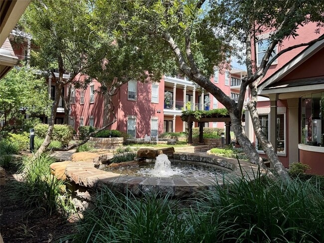 Photo - 2400 McCue Rd Unidad 446