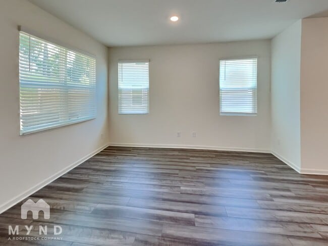 Photo - 2622 Senegal Wy