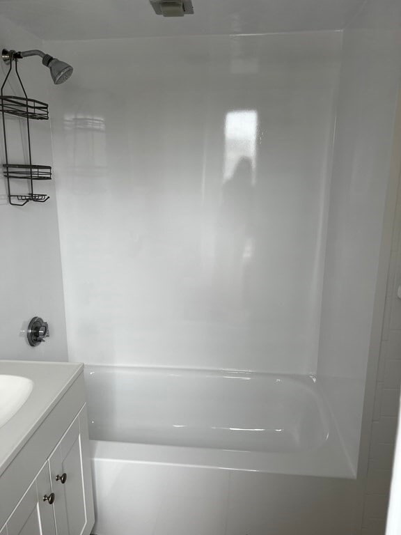 Photo - 452 Main St Unit 1