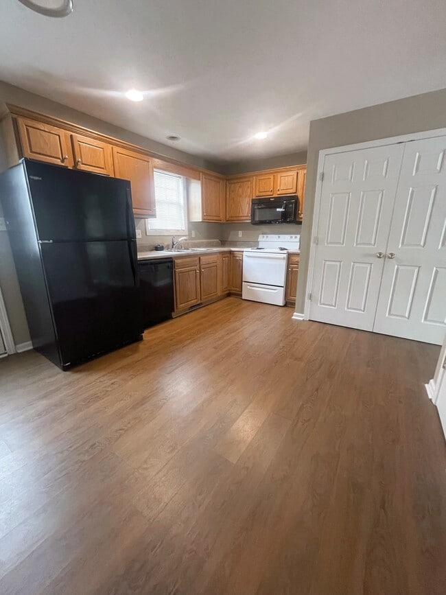 Photo - 109 Hillridge Ct Unit D