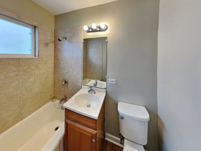 Photo - 712 E Le Moyne Ave