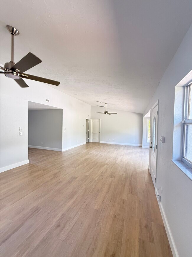 25356 Pinson Dr