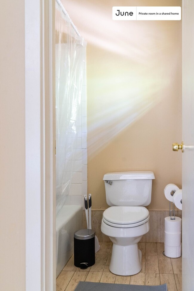 Photo - Room in Shared 3 bed/2 bath home Unit A