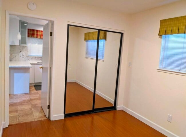 Photo - 3825 Union St