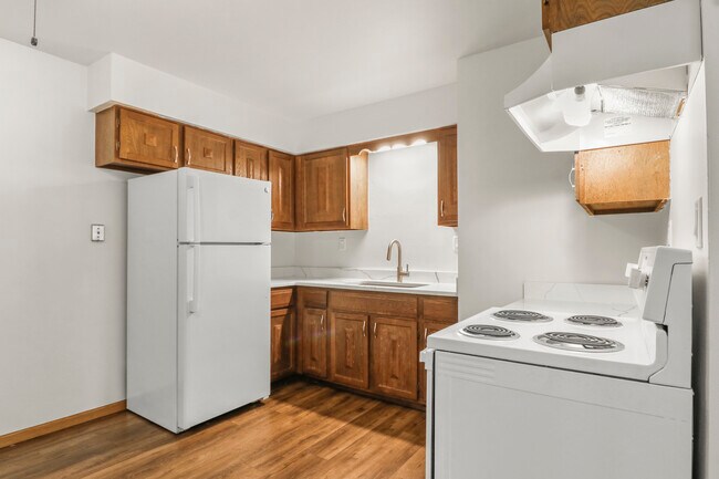 623 Vine St, Wisconsin Dells, WI 53965