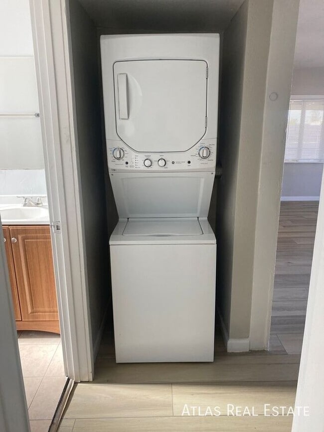 Photo - 1741 W Desert Cove Ave Unidad 1