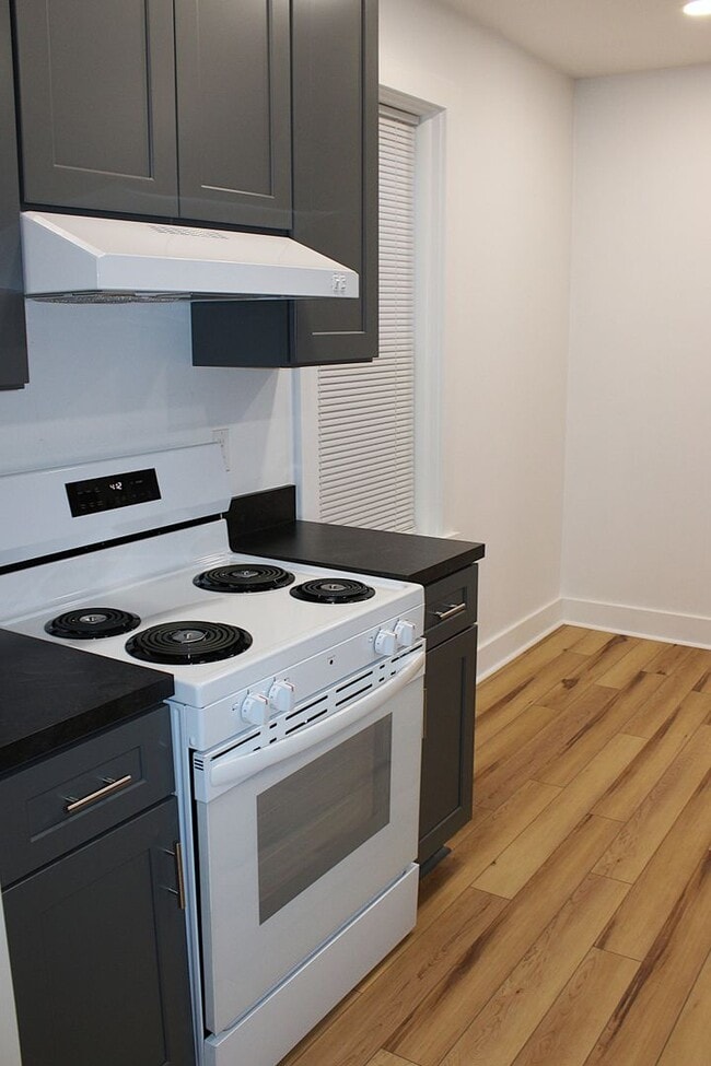 Photo - 1138 Phil Unit 1138-2