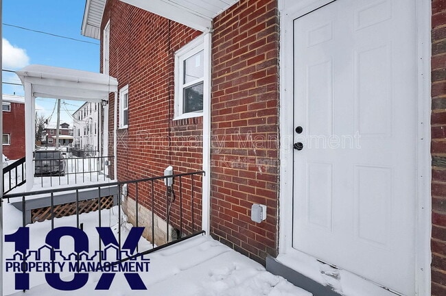 Photo - 864 Fairwood Ave