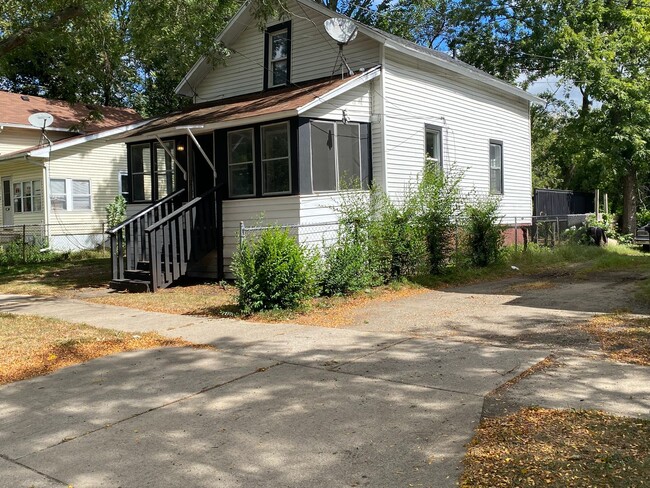 Northside 2 Bedroom Bungalow - Northside 2 Bedroom Bungalow Casa