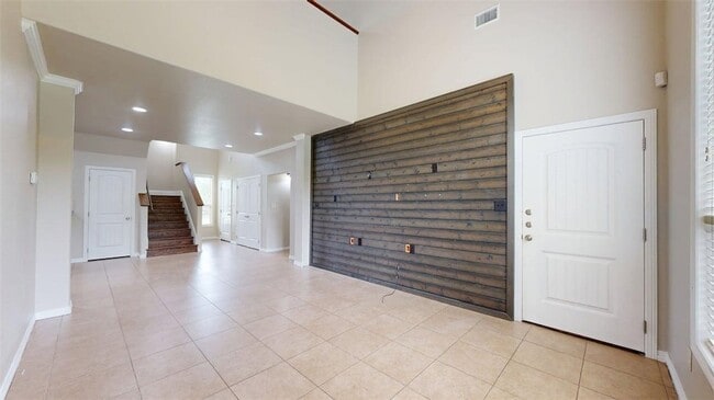 Photo - 1102 Milner Dr