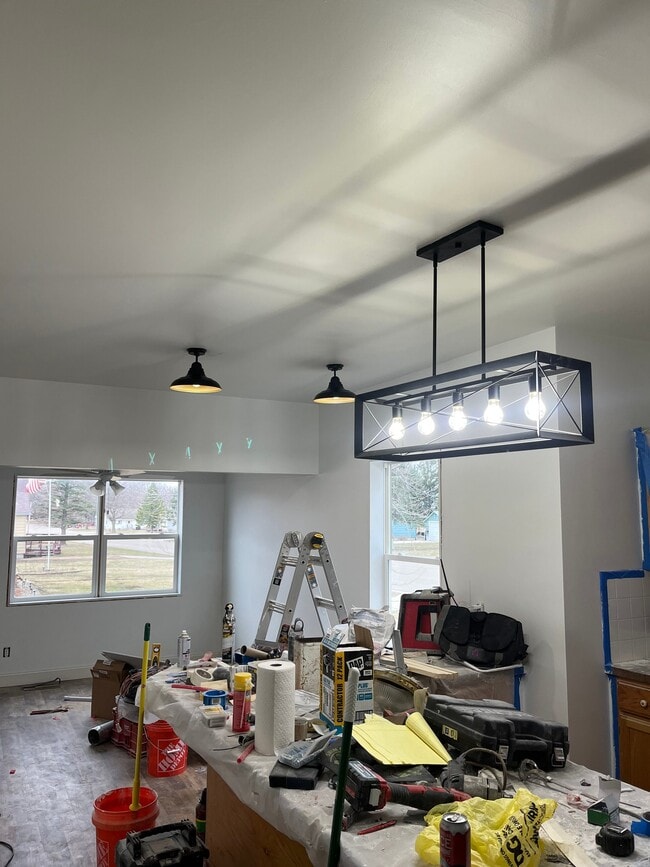 Photo - 233 4th St NW
