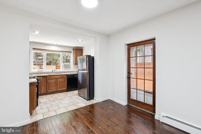 Photo - 2010 Ogden St