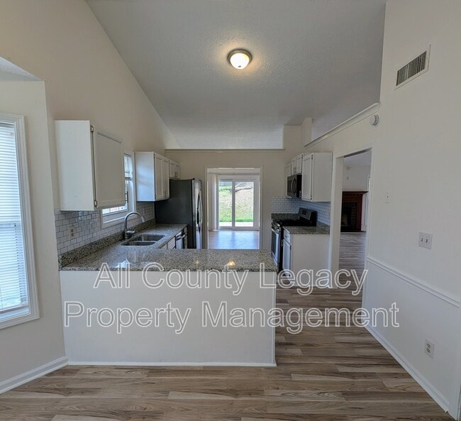 Photo - 2371 Bankston Cir