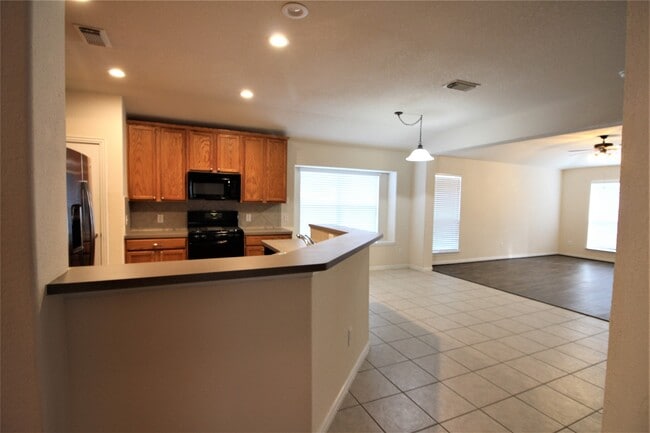 Photo - 4612 Meridian Park Dr