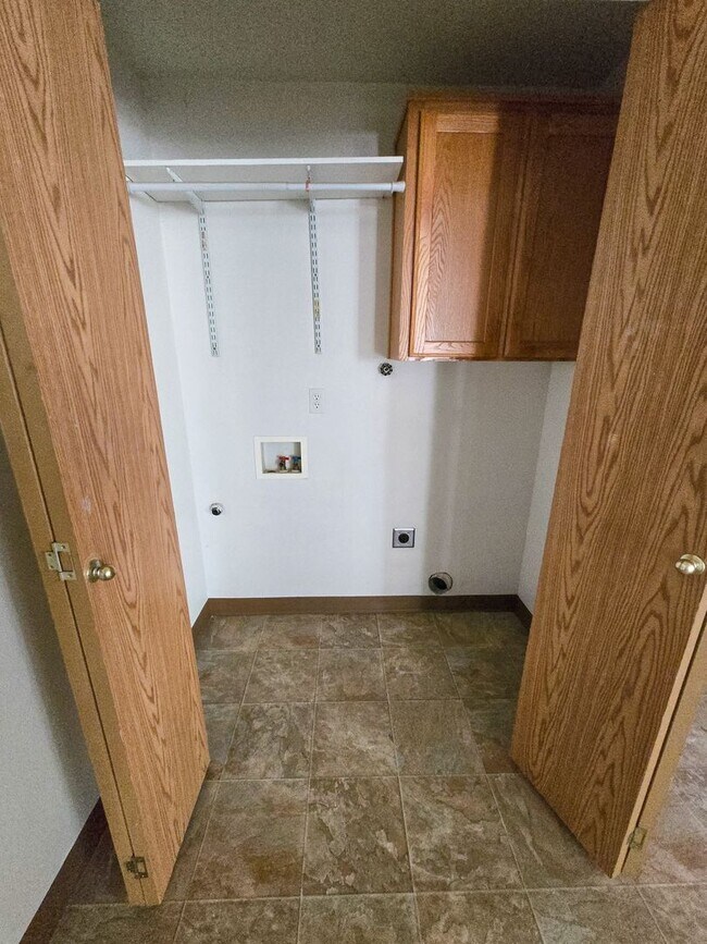 Photo - 21ST361-363 Unit 363