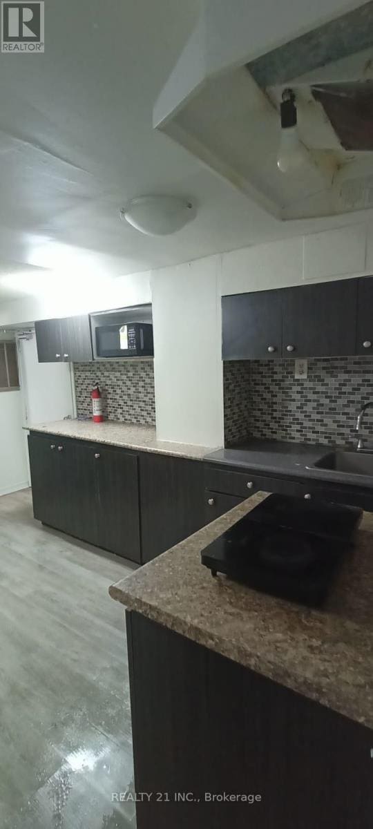 Photo - 571 Danforth Rd