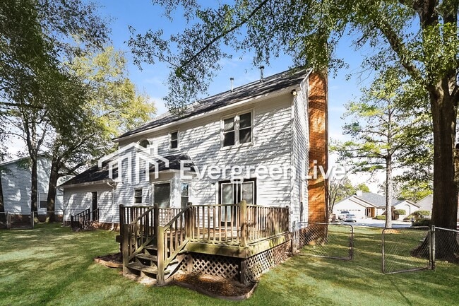 Photo - 213 Whitehurst Way