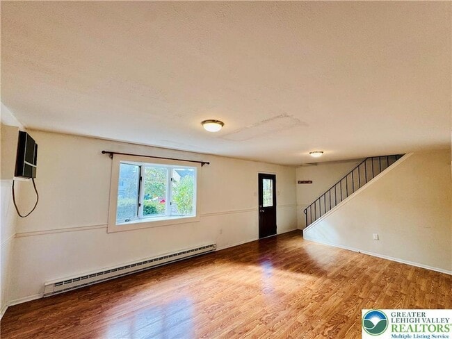 Photo - 2915 Norton Ave