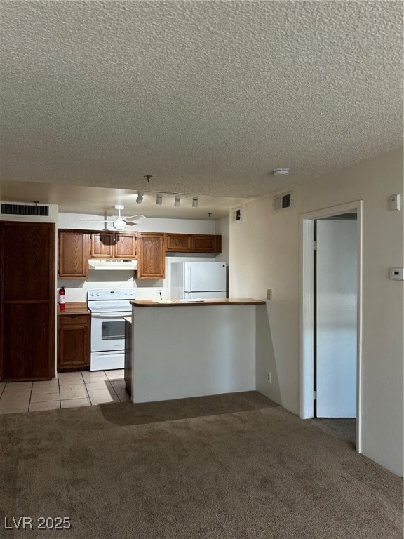 Building Photo - 1381 E University Ave. Unit 306 Rental