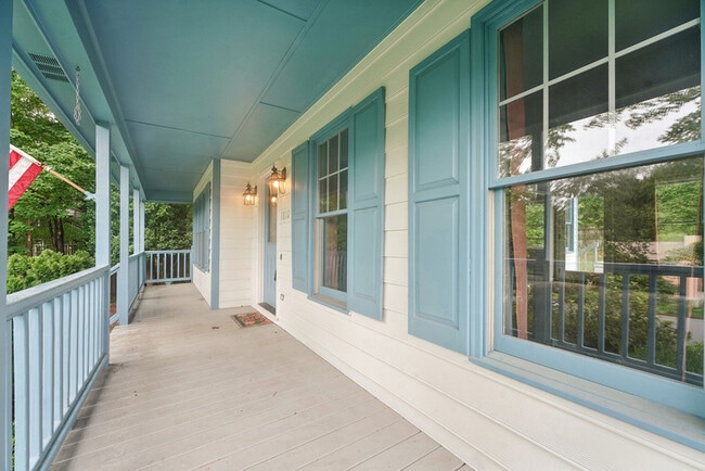 Photo - 1610 S Wade Ave