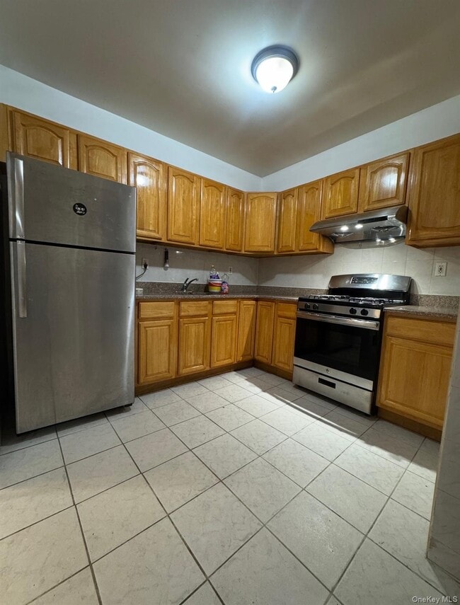 Building Photo - 40-10 149th St Unit FL1
