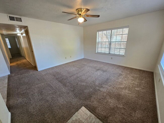 Photo - College Station - 3 bedroom / 2 bath 4 plex- downstair units.