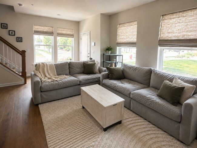 living room - 5 Sadie Cir
