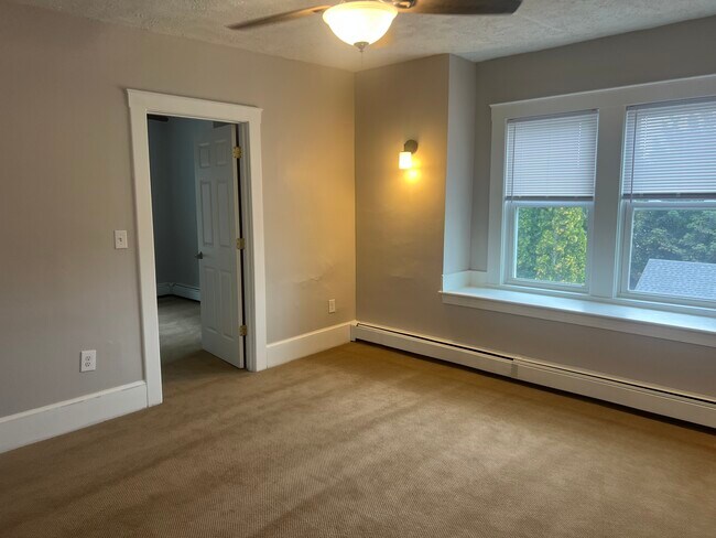 Photo - 100 Loring Ave Unit 2