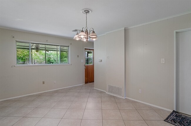 Photo - 3419 Oleander Pl