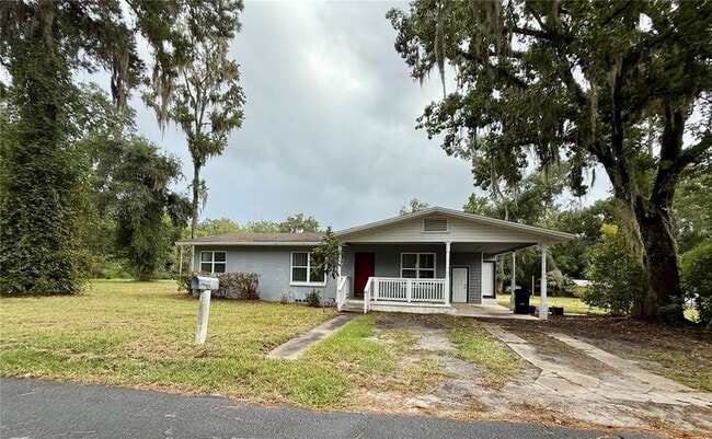 Photo - 825 SE 8th Ave