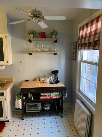 kitchen nook - 4471 MacArthur Blvd NW Unidad 102