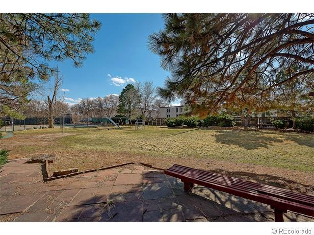 Photo - Great location off Leetsdale/Parker and Fl...
