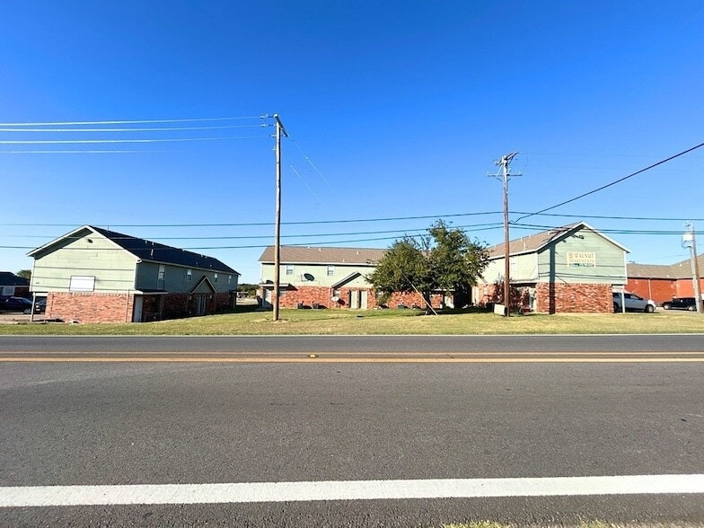 Photo - 809 W Walnut St Unit B2