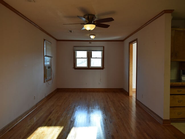 241 Sunset Dr