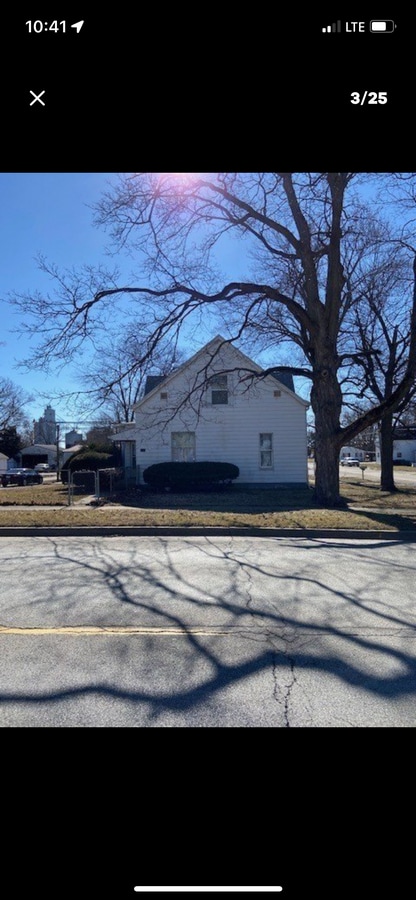 Photo - 101 E Cleveland St Apartments Unit 101