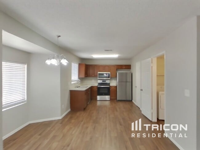 Photo - 8931 W Cinnabar Ave