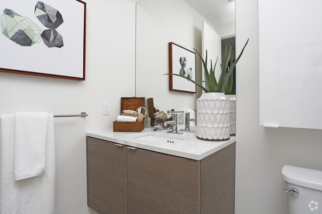 2BR,1BA-827SQ