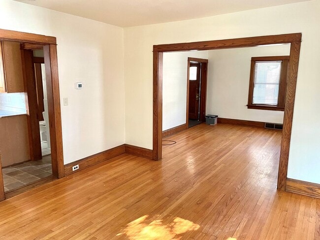 Photo - 5 bedroom 2.5 bathroom in the Camp Randall...