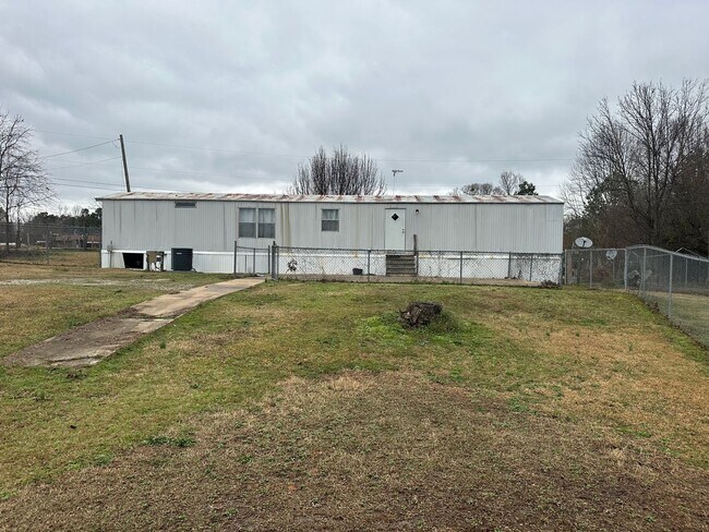 108 Pine Ridge Dr