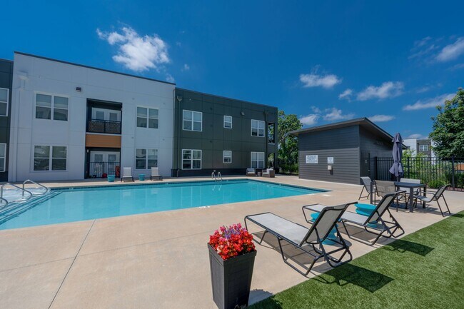 Radius at Donelson