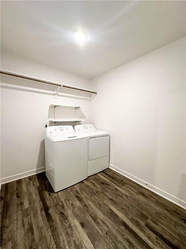 Photo - 325 Brook Ct Unit 1